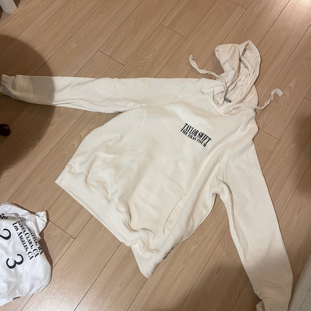 TAYLOR SWIFT ERAS TOUR 2023 HOODIE